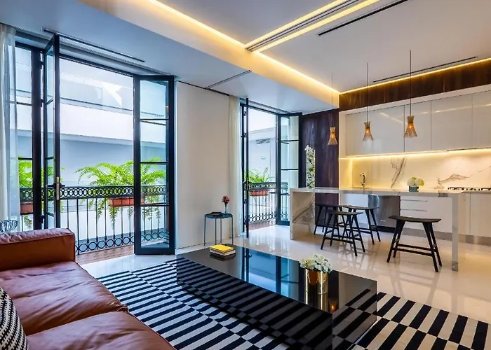 Dog friendly hotels Pier 57 - 510 Luxury Rooftop 2 Bedroom Condo In Romantic Zone